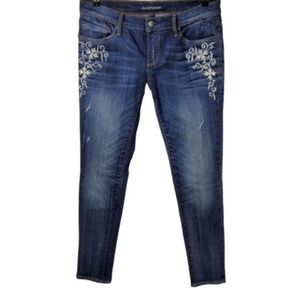 Driftwood Distressed Floral Embroidered Low-Rise Skinny Dark Wash Jeans size 30